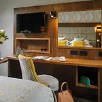 Hotell Bridge House Hotel, Leisure Club &