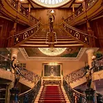 Bridge House Hotel, Leisure Club & Hotell