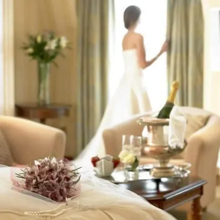 Bridge House Hotel, Leisure Club & Tullamore