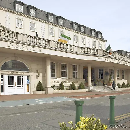 Bridge House Hotel, Leisure Club & ホテル タラモア