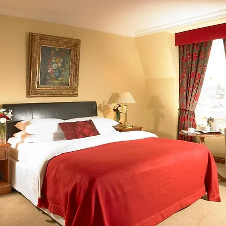 Bridge House Hotel, Leisure Club & Hotell