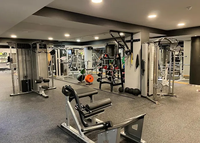 Bridge House Hotel, Leisure Club & 4*