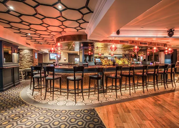 Bridge House Hotel, Leisure Club & 4*