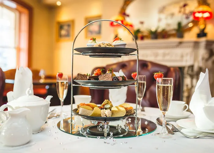 Bridge House Hotel, Leisure Club & 4*